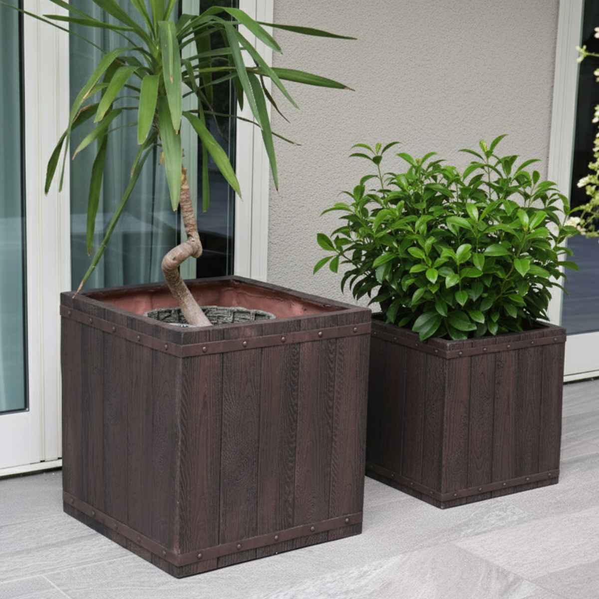 プランター ファーバー 木調FRPプランター 幅40cm 角型 ( プランターカバー ラウンド 植木鉢 鉢 底穴 屋外 外 家庭菜園 寄せ植え おしゃれ ポット 鉢カバー 鉢植え 屋内 正方形 大型プランター 水抜き穴 大型 花 ) 【ホワイト】 ホワイト