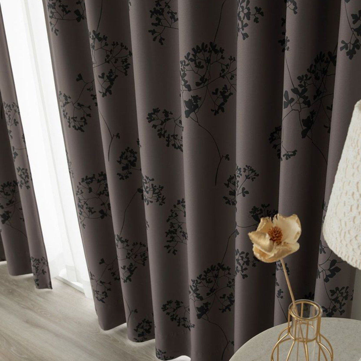 ドレープカーテン ミッキー トウィッグリーフ 100×178cm スミノエ ( ドレープ 既製品 洗えるカーテン 1枚 遮光 形状記憶 ウォッシャブル インテリア 日本製 1.5倍ヒダ 洗濯できる ミッキーマウス パープル アイボリー ) 【パープル】 パープル