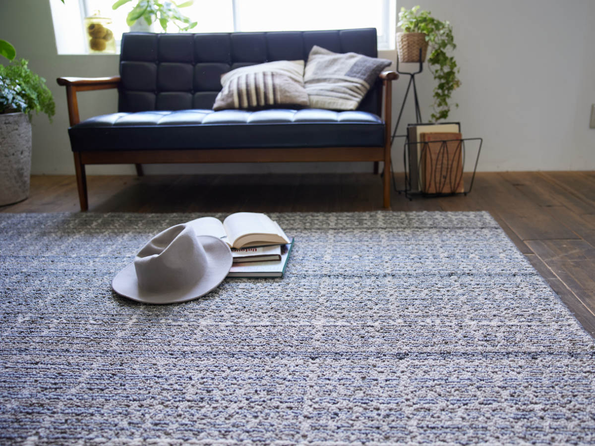 ラグ スミノエ 抗菌・抗ウイルス グレイニー 190×240cm ( カーペット 絨毯 マット ラグマット 長方形 3畳 日本製 抗菌 オールシーズン 防ダニ 抗ウィルス ホットカーペット対応 床暖対応 すべり止め 短毛 軽量 ) 【グレー】 グレー