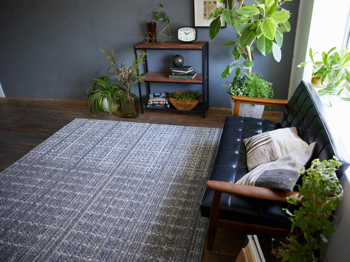 ラグ スミノエ 抗菌・抗ウイルス グレイニー 190×240cm ( カーペット 絨毯 マット ラグマット 長方形 3畳 日本製 抗菌 オールシーズン 防ダニ 抗ウィルス ホットカーペット対応 床暖対応 すべり止め 短毛 軽量 ) 【グレー】 グレー