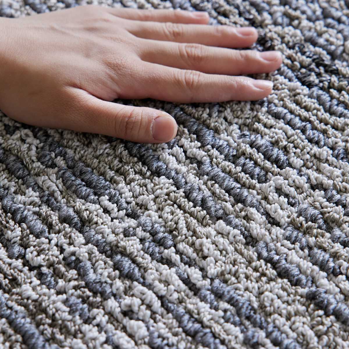 ラグ スミノエ 抗菌・抗ウイルス グレイニー 190×240cm ( カーペット 絨毯 マット ラグマット 長方形 3畳 日本製 抗菌 オールシーズン 防ダニ 抗ウィルス ホットカーペット対応 床暖対応 すべり止め 短毛 軽量 ) 【グレー】 グレー