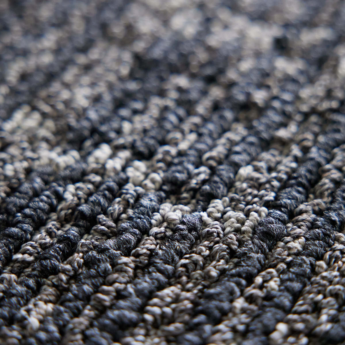 ラグ スミノエ 抗菌・抗ウイルス グレイニー 190×240cm ( カーペット 絨毯 マット ラグマット 長方形 3畳 日本製 抗菌 オールシーズン 防ダニ 抗ウィルス ホットカーペット対応 床暖対応 すべり止め 短毛 軽量 ) 【グレー】 グレー