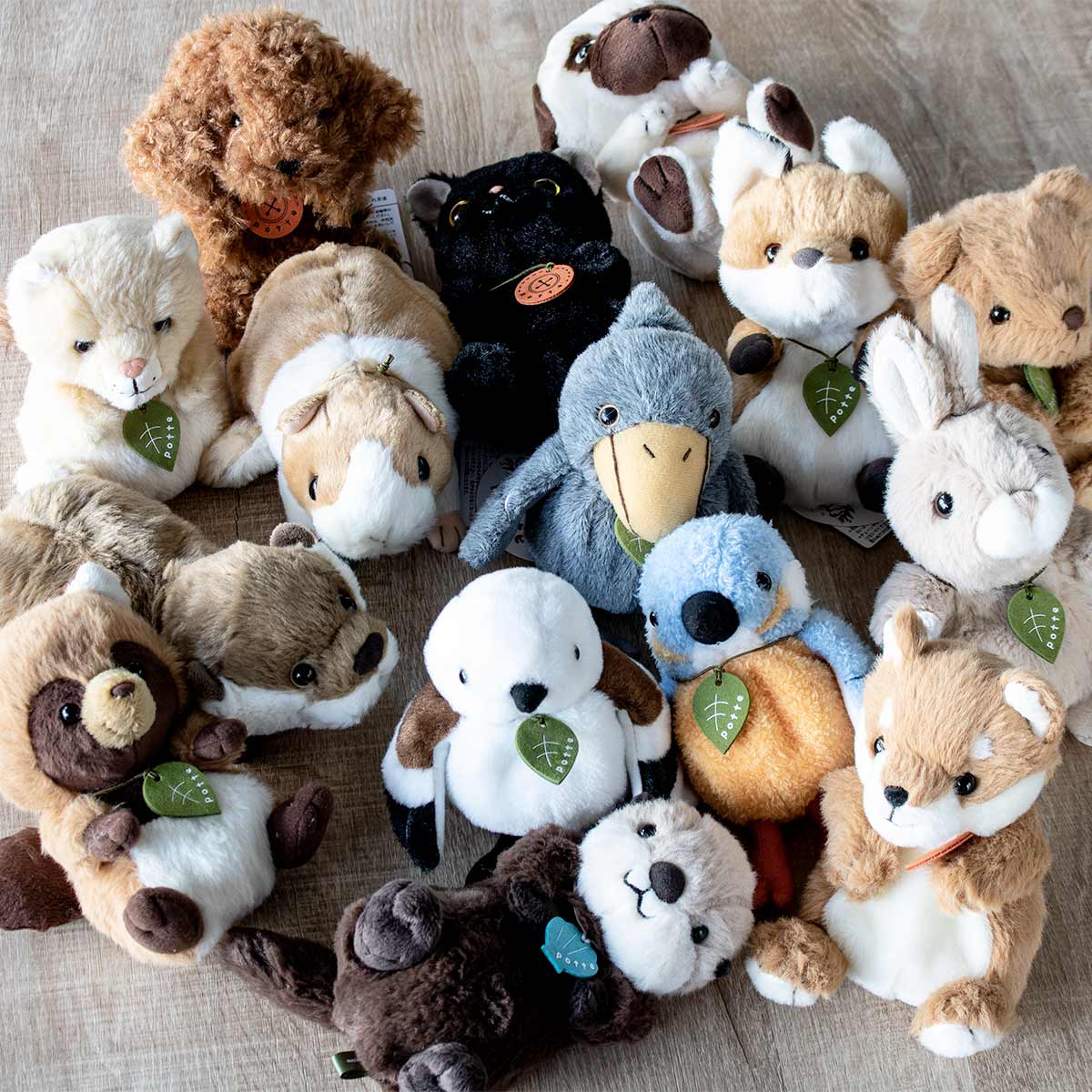 ぬいぐるみ potte ショウガラゴ ( ヌイグルミ 動物 サル 手のひらサイズ ふわふわ 雑貨 インテリア アニマル プレゼント かわいい 人形 手乗り 小さい おもちゃ 玩具 癒しグッズ 子ども キッズ 女の子 男の子 )