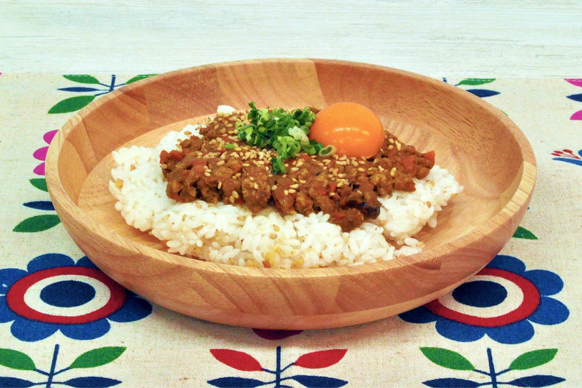 ボウル 浅型 ウッドボウル 22.5cm ナチュラル ( 木製 鉢 器 うつわ 深皿 カレー皿 パスタ皿 おしゃれ かわいい 北欧 北欧風 軽い 割れにくい カレー パスタ ワンプレート )