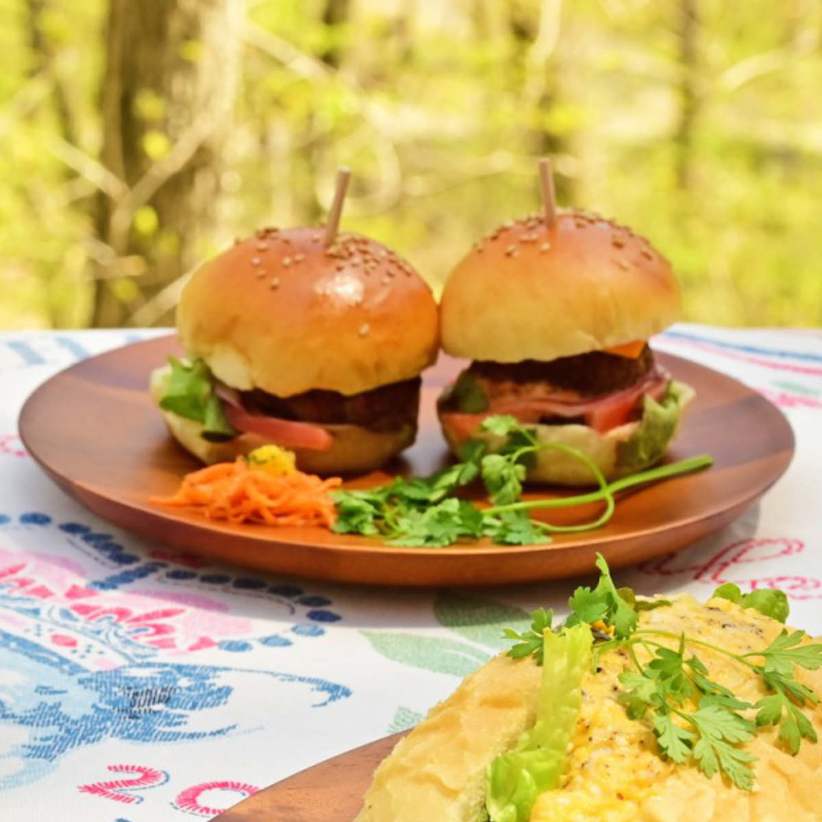 プレート アカシア 薄型プレート ラウンド 直径23cm ( 木製 皿 お皿 おしゃれ かわいい 北欧 北欧風 食器 木製食器 カフェ風 )