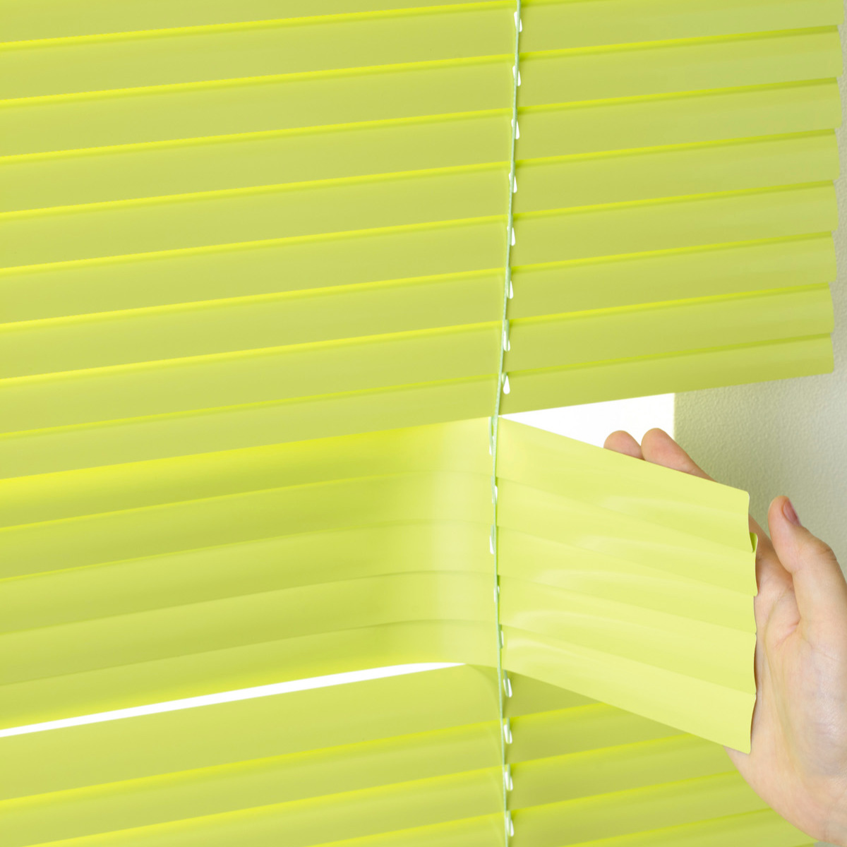 立川機工 アルミブラインド 標準タイプ 165×210cm ティオリオ ( ブラインド アルミ製ブラインド ブラインドカーテン カーテンレール 既製 横型 窓枠 壁面 窓 自然光 採光 省エネ 節電 調光 目隠し 窓用ブラインド ) 【ブラウン】 ブラウン