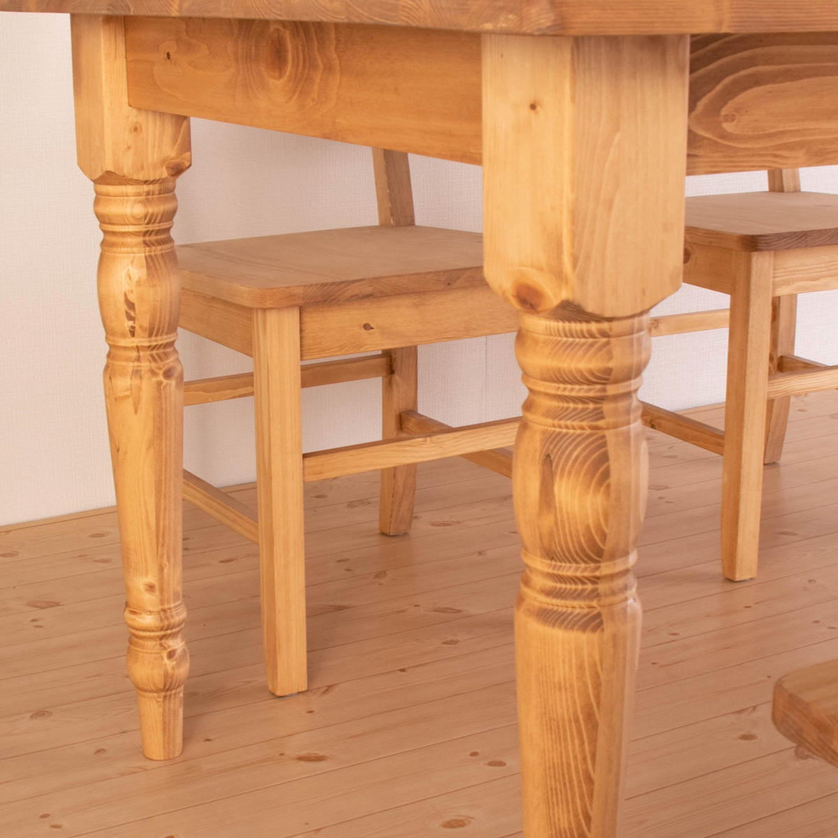 ダイニングテーブル 幅150cm 4人掛け 天然木 カントリー調 （ 木製