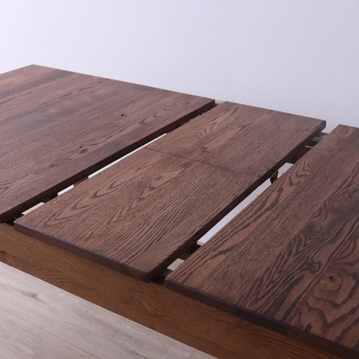 ダイニングテーブル 幅150~180cm 伸長式 レッドオーク無垢材 エクステンションテーブル ( テーブル 食卓テーブル 伸長 伸縮 長方形 天然木 木製テーブル 食卓 机 ダイニング 作業 ウッドテーブル 奥行80cm 伸縮ダイニングテーブル )