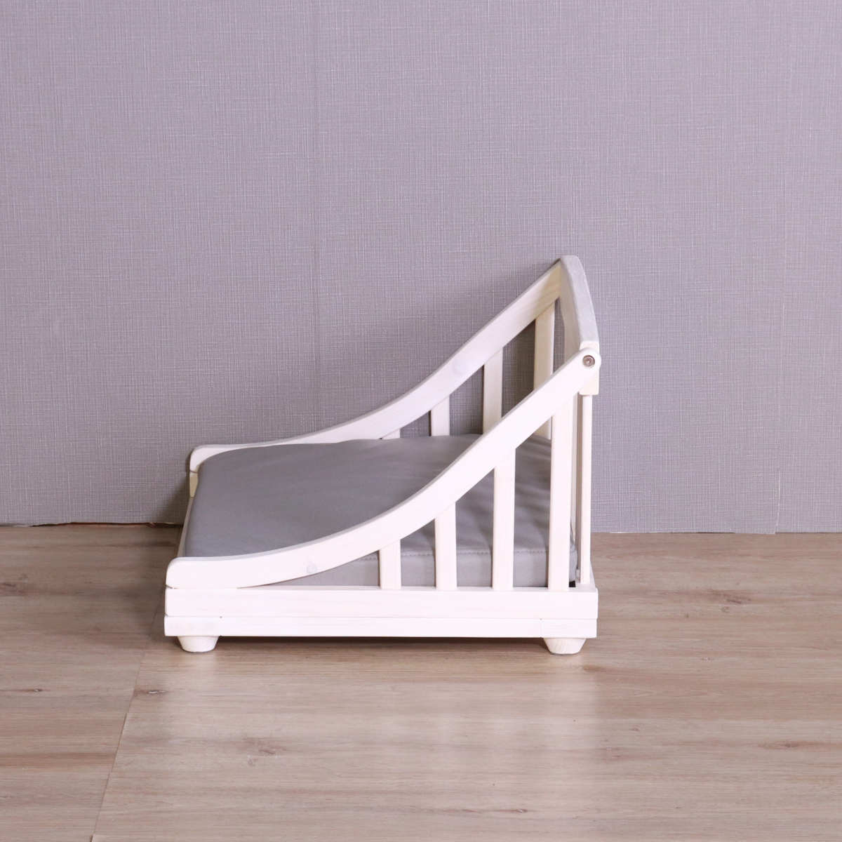 ペットベッド giocoso S 組立式 ( 犬用ベッド 猫用ベッド ペット用ベッド 木製 天然木 すのこベッド クッション付き 簡単組み立て すのこ 通気性 洗えるカバー ペット家具 ) 【ライトブラウン】 ライトブラウン