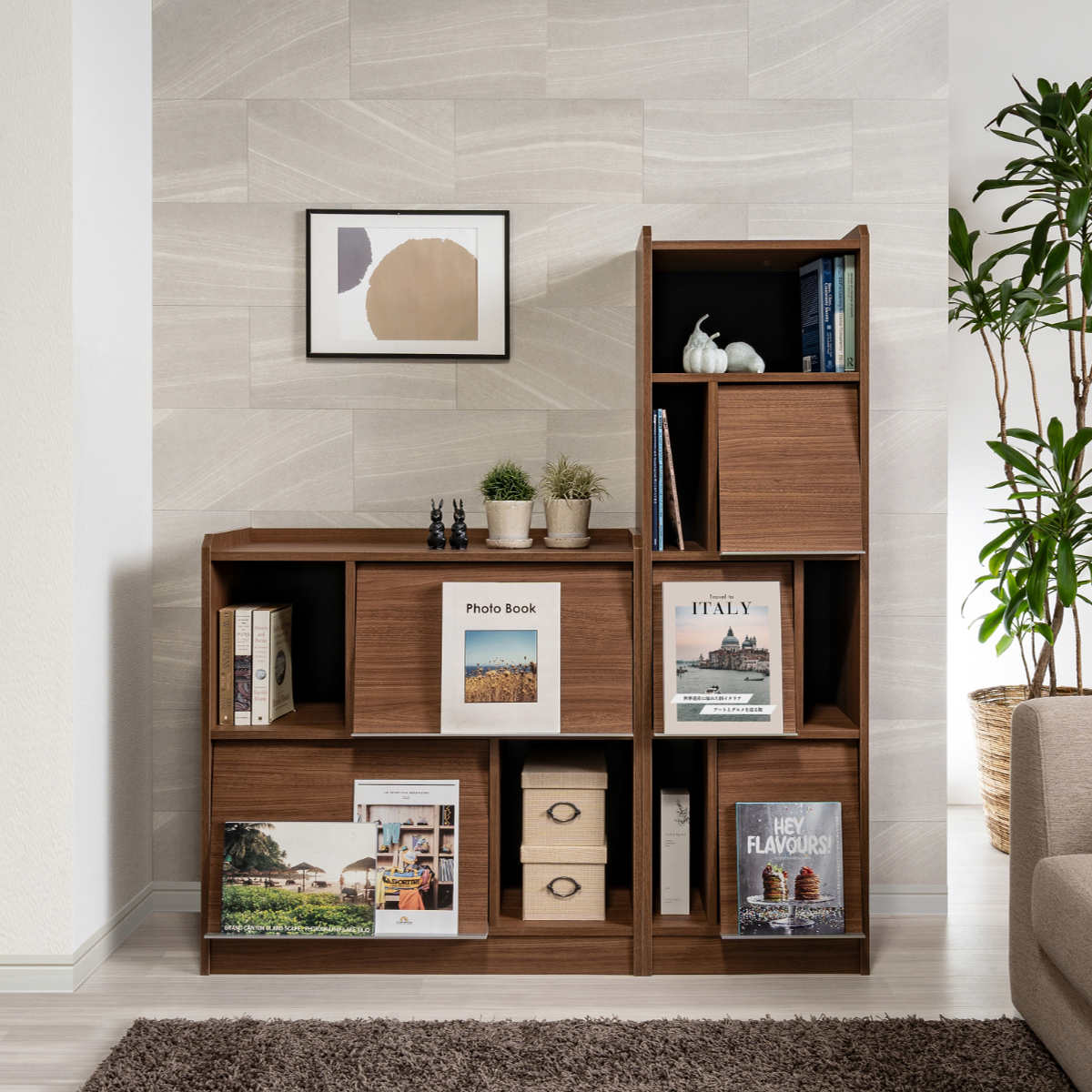 ディスプレイラック 幅88cm フラップ扉 ツートンカラー 日本製 ( ALE エール コレクションラック 棚 ラック 窓下 ディスプレイ 飾り棚 本棚 シンプル 低ホルムアルデヒド ) 【スモーキーブラウン】 スモーキーブラウン