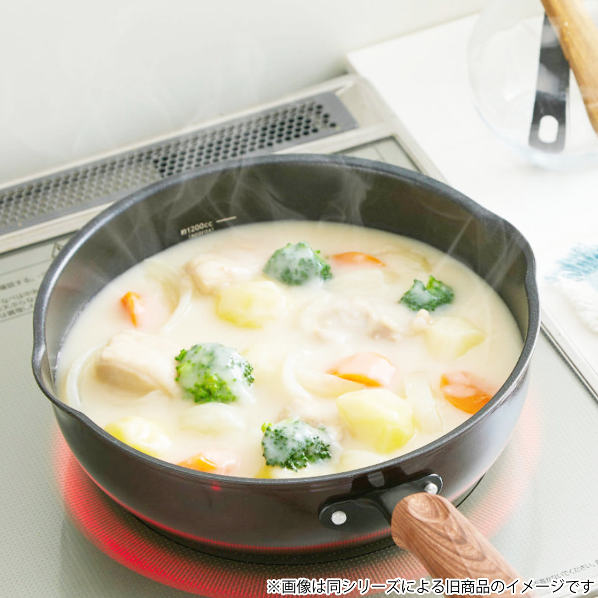 いため鍋 32cm IH対応 和楽亭 絢 日本製 深型フライパン ( ガス火対応 オール熱源対応 炒め鍋 ふっ素加工 フッ素加工 軽い 32センチ 深い 国産 フッ素コーティング アルミ製 軽量 熱伝導 木目調ハンドル )