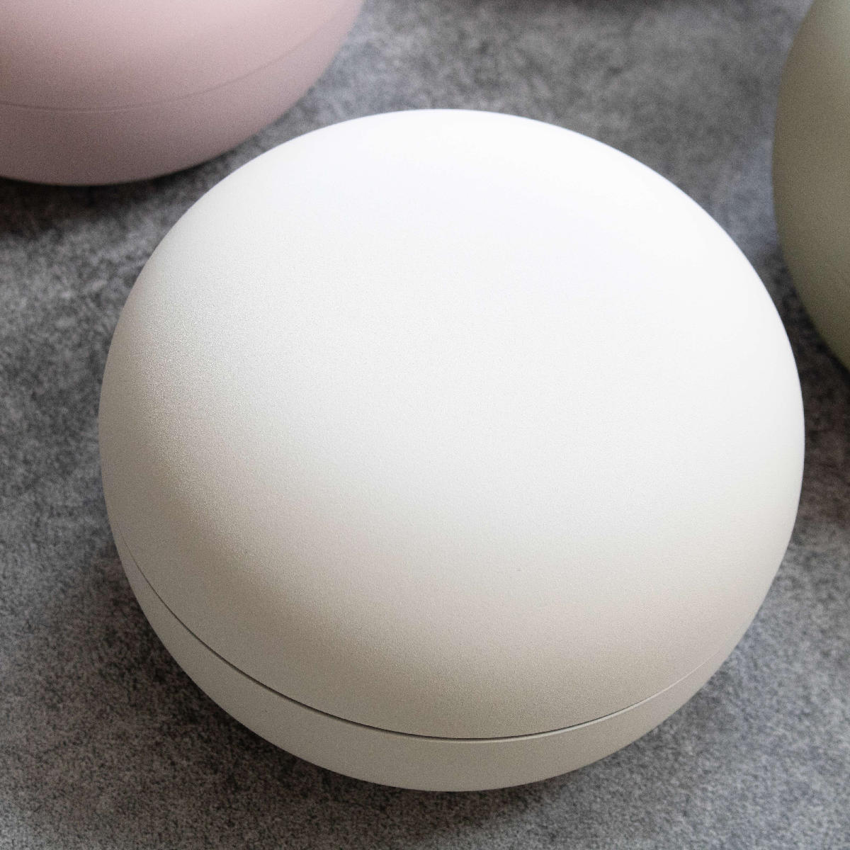 弁当箱 830ml mayu 丼ランチボックス TAKENAKA ( お弁当箱 食洗機対応 レンジ対応 どんぶり 麺 丼 日本製 ドーム蓋 パッキンなし 食洗機OK レンジOK ランチボックス お弁当 2段 ランチバンド付き ドーム型 おしゃれ かわいい ) 【ライトカーキ】 ライトカーキ