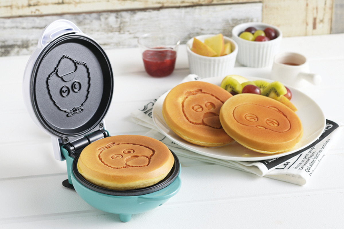 パンケーキメーカー 電動 ガチャピン・ムック ( ホットケーキメーカー ホットプレート パンケーキ 電気 フッ素加工 焦げ付きにくい お手入れ簡単 両面 焼き印 キッチン家電 かわいい キャラクター )