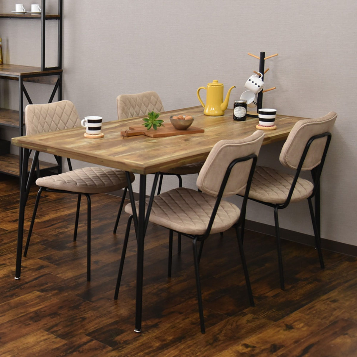 ダイニングテーブル 幅150cm 4人掛け ゲンブ スチール脚 ( テーブル 食卓テーブル 机 食卓机 長方形 ダイニング 食卓 木製テーブル 木製 古材調 ヴィンテージ風 天板 メラミン加工 傷 熱 強い アジャスター付き )