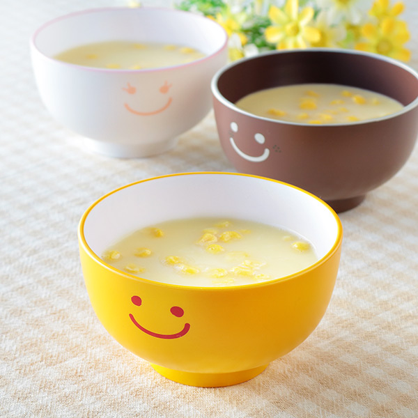 お椀 250ml Omu Smile 皿 子供用食器 プラスチック 日本製 まよよ 食洗機対応 電子レンジ対応 汁椀 かわいい キッズ 用 茶碗 子ども 市販 スマイル うつわ おしゃれ 子供用 お碗 子供 こども