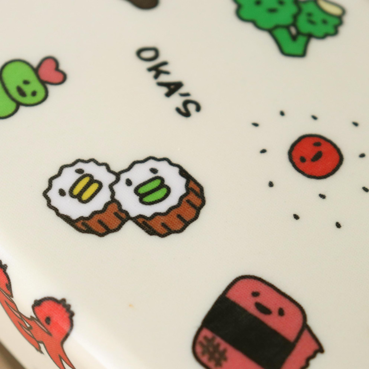 弁当箱 480ml 1段 布貼小判一段弁当 480 OKA’S ( お弁当箱 レンジ対応 食洗機対応 ドーム型 ランチバンド付き 小判型 日本製 レンジOK 食洗機OK 中子付き 一段 お弁当 弁当 一段弁当箱 ランチグッズ お弁当グッズ )