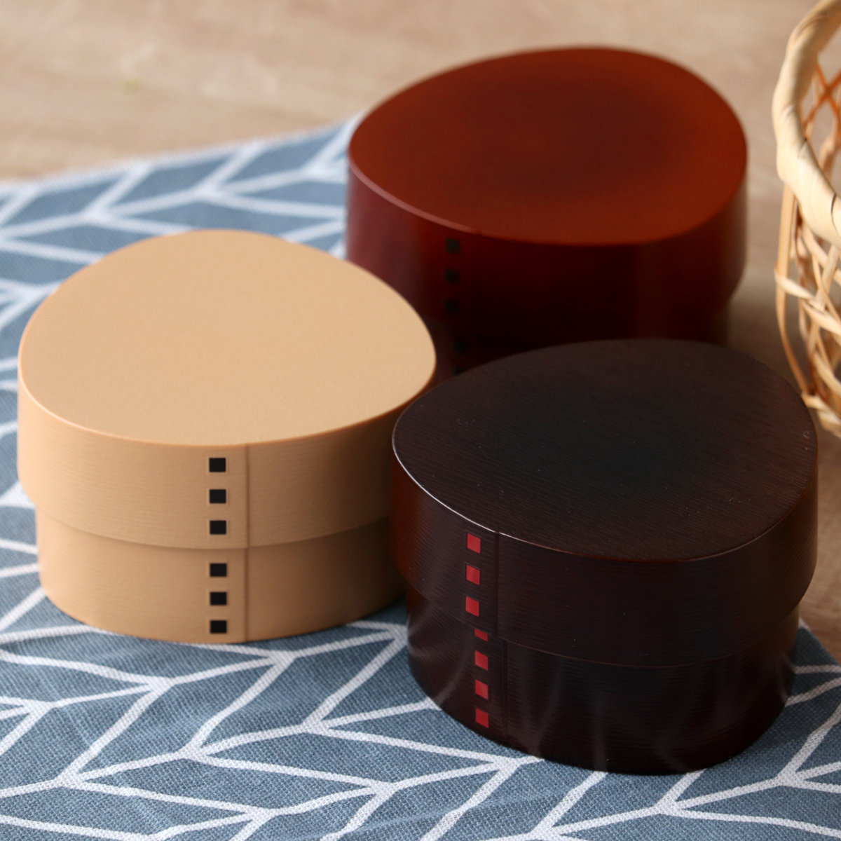 おにぎりケース わっぱおにぎりケース 抗菌 ( おむすびケース 弁当箱 おにぎり おむすび ケース 三角 和風 日本製 お弁当箱 おにぎり用 おむすび用 デザートケース フルーツケース お弁当 弁当 ) 【ダークブラウン】 ダークブラウン