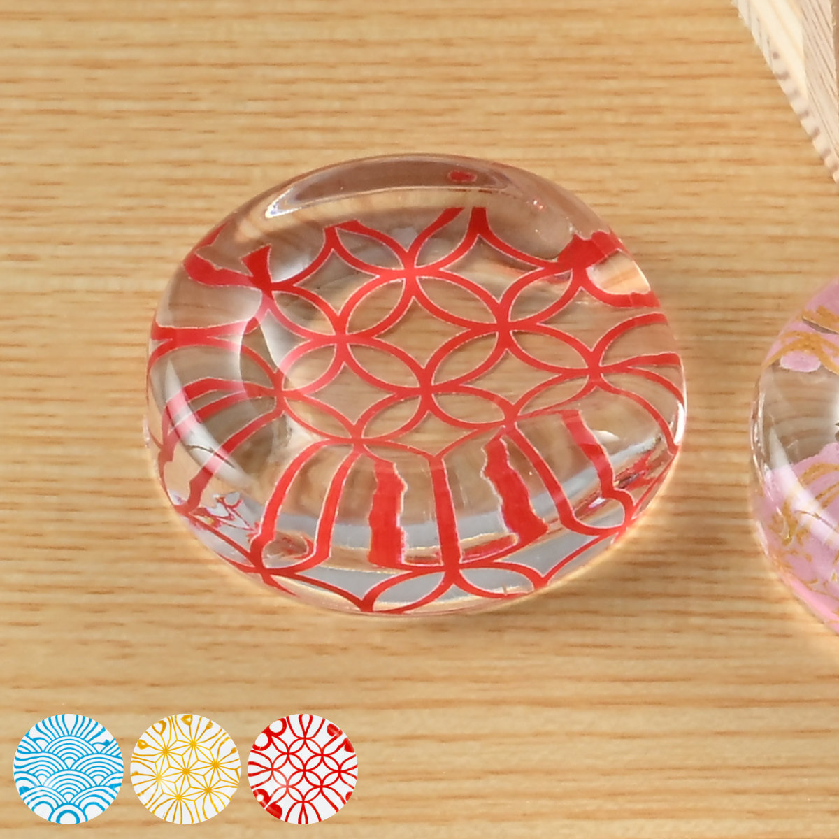 箸置き アクリル箸置き （ 和柄 文様 アクリル ガラス風 日本製 箸 置き 箸おき お箸置き カトラリー 和風 和雑貨 紋様 おしゃれ ） 【麻の葉】