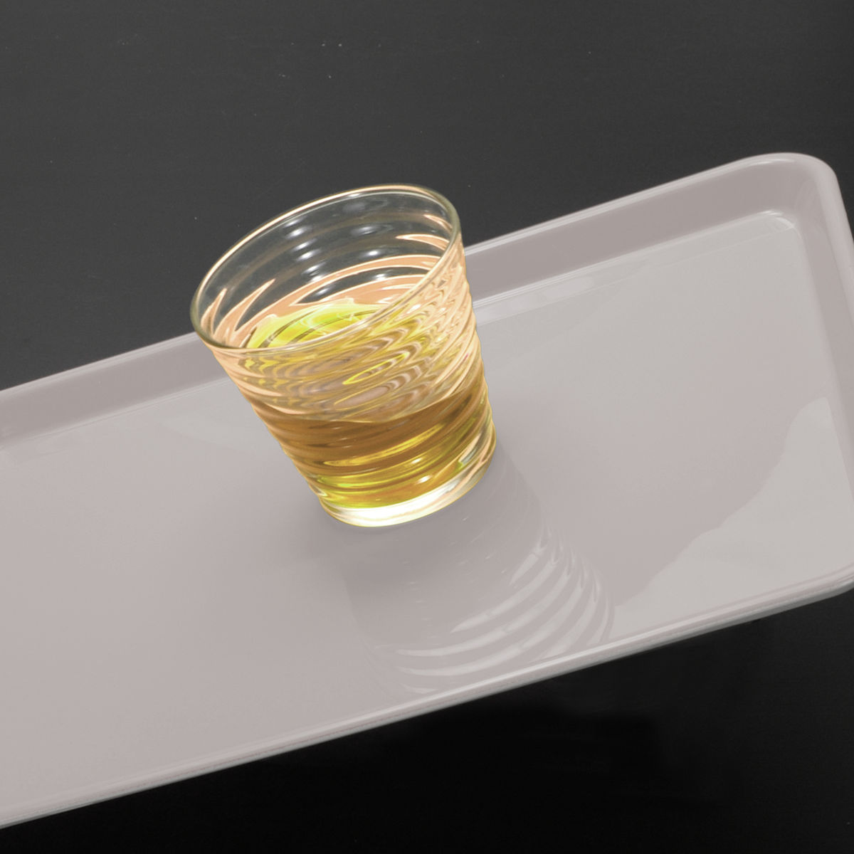 トレー ピノ PINO レンジで使えるノンスリップトレー 39cm ( 日本製 電子レンジ対応 キッチントレー キッチン 食卓 トレイ ノンスリップ おしゃれ シンプル 滑らない お盆 おぼん 配膳 くすみカラー 角型 角 四角 長方形 ) 【イエロー】 イエロー