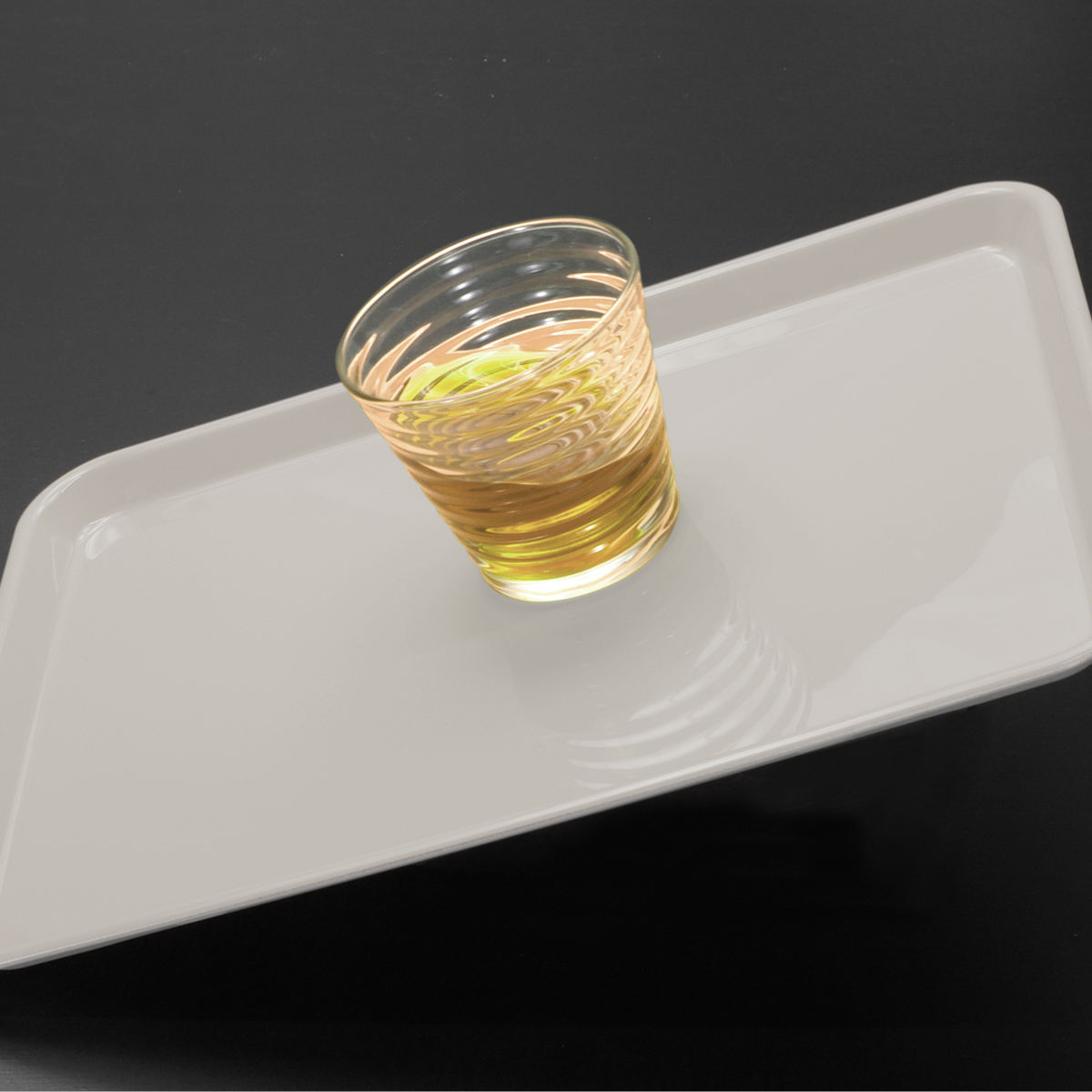 トレー ピノ PINO レンジで使えるノンスリップトレー 39cm ( 日本製 電子レンジ対応 キッチントレー キッチン 食卓 トレイ ノンスリップ おしゃれ シンプル 滑らない お盆 おぼん 配膳 くすみカラー 角型 角 四角 長方形 ) 【イエロー】 イエロー