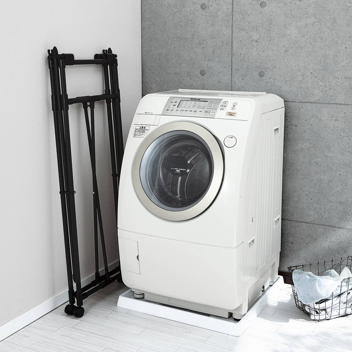 物干し 室内 ブラック コンパクト ポーリッシュ 折り畳み多機能物干し ( PORISH ハンガー インテリア物干し 物干しスタンド 洗濯 ランドリー 衣類 フェイスタオル 折り畳み キャスター付 )