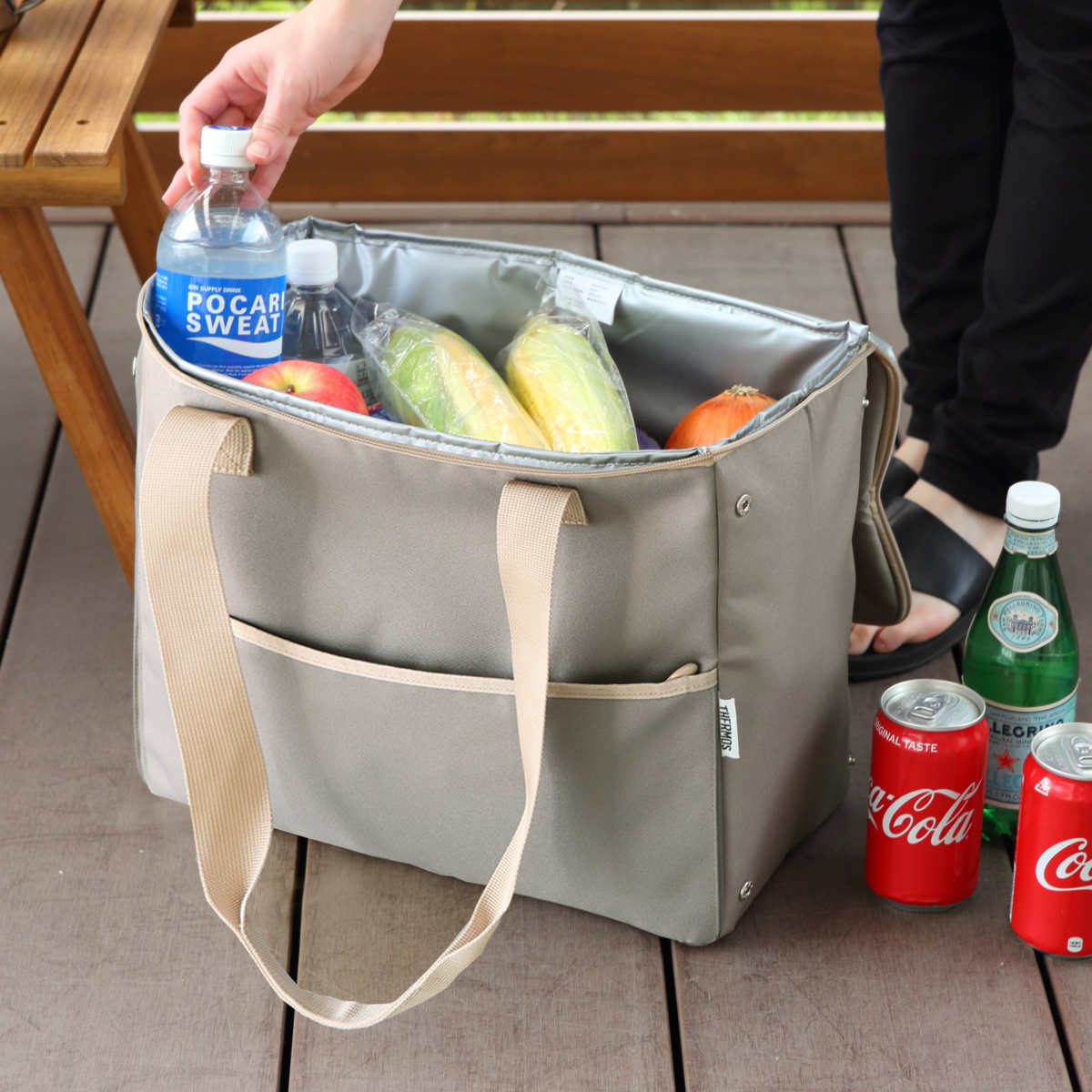 サーモス エコバッグ 25L 保冷 ショッピングバッグ ボックス ( THERMOS マチ付き レジカゴ用 コンパクト 大容量 クーラーバッグ クーラートートバッグ ソフトクーラー 折りたたみ 買い物かご バッグ かばん 鞄 クーラーボックス ) 【グレージュ】 グレージュ