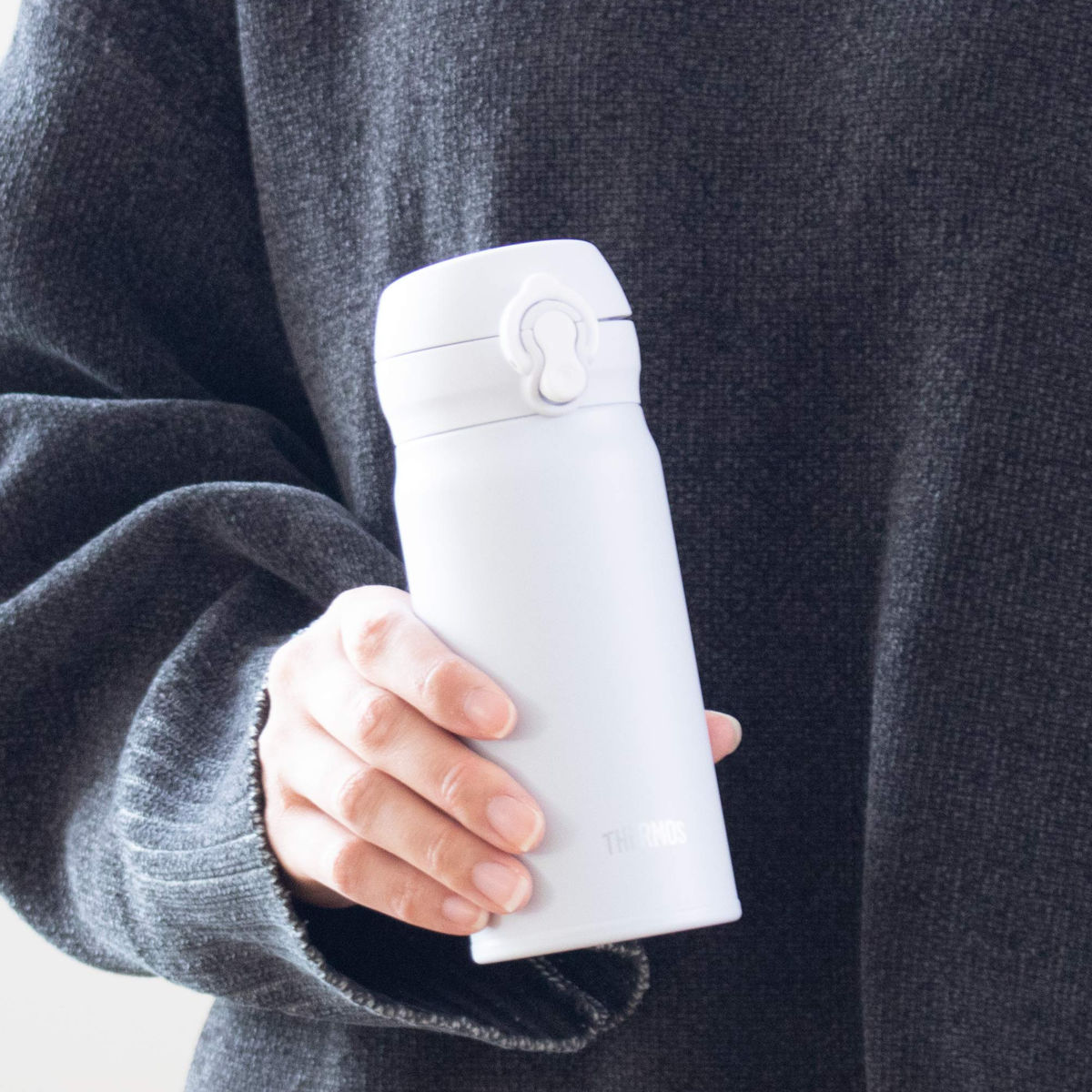 サーモス 水筒 350ml 真空断熱ケータイマグ ( THERMOS 保温 保冷 軽量 直飲み ステンレスボトル コンパクト ワンタッチ マグボトル マグ ボトル 真空断熱 ダイレクトボトル 直のみ すいとう ステンレス ワンプッシュ ) 【スノーホワイト】 スノーホワイト