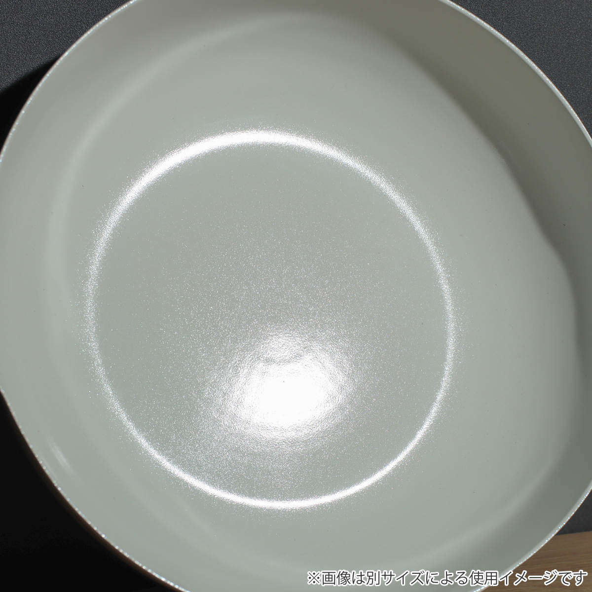 サーモス 卵焼き器 IH対応 セラプロテクト セラミック ( THERMOS ガス火対応 玉子焼き器 フライパン セラミック加工 軽い エッグパン 軽量 丈夫 長持ち PFOA&PFOSフリー セラプロテクトコート グレージュ 木目調ハンドル )