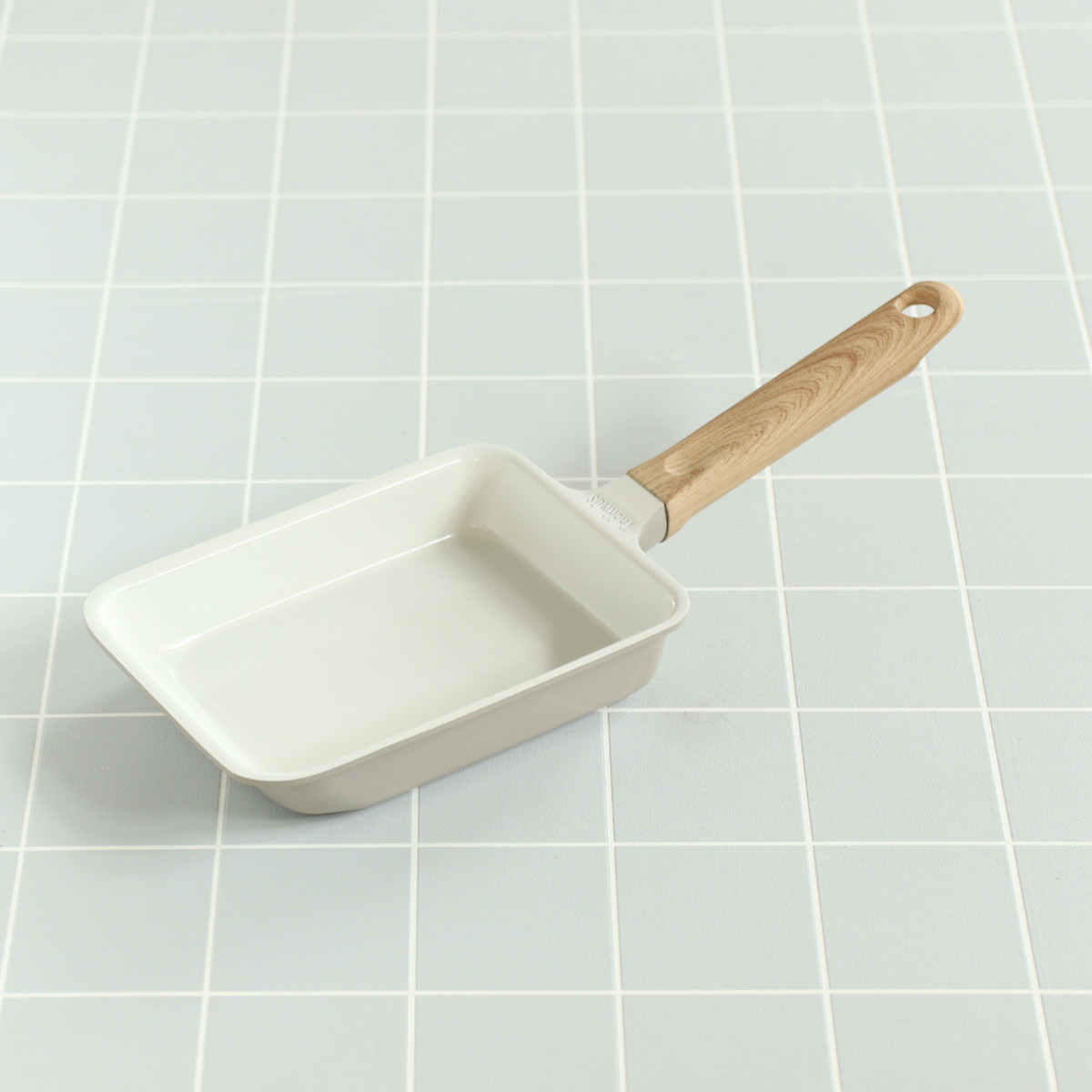 サーモス 卵焼き器 IH対応 セラプロテクト セラミック ( THERMOS ガス火対応 玉子焼き器 フライパン セラミック加工 軽い エッグパン 軽量 丈夫 長持ち PFOA&PFOSフリー セラプロテクトコート グレージュ 木目調ハンドル )