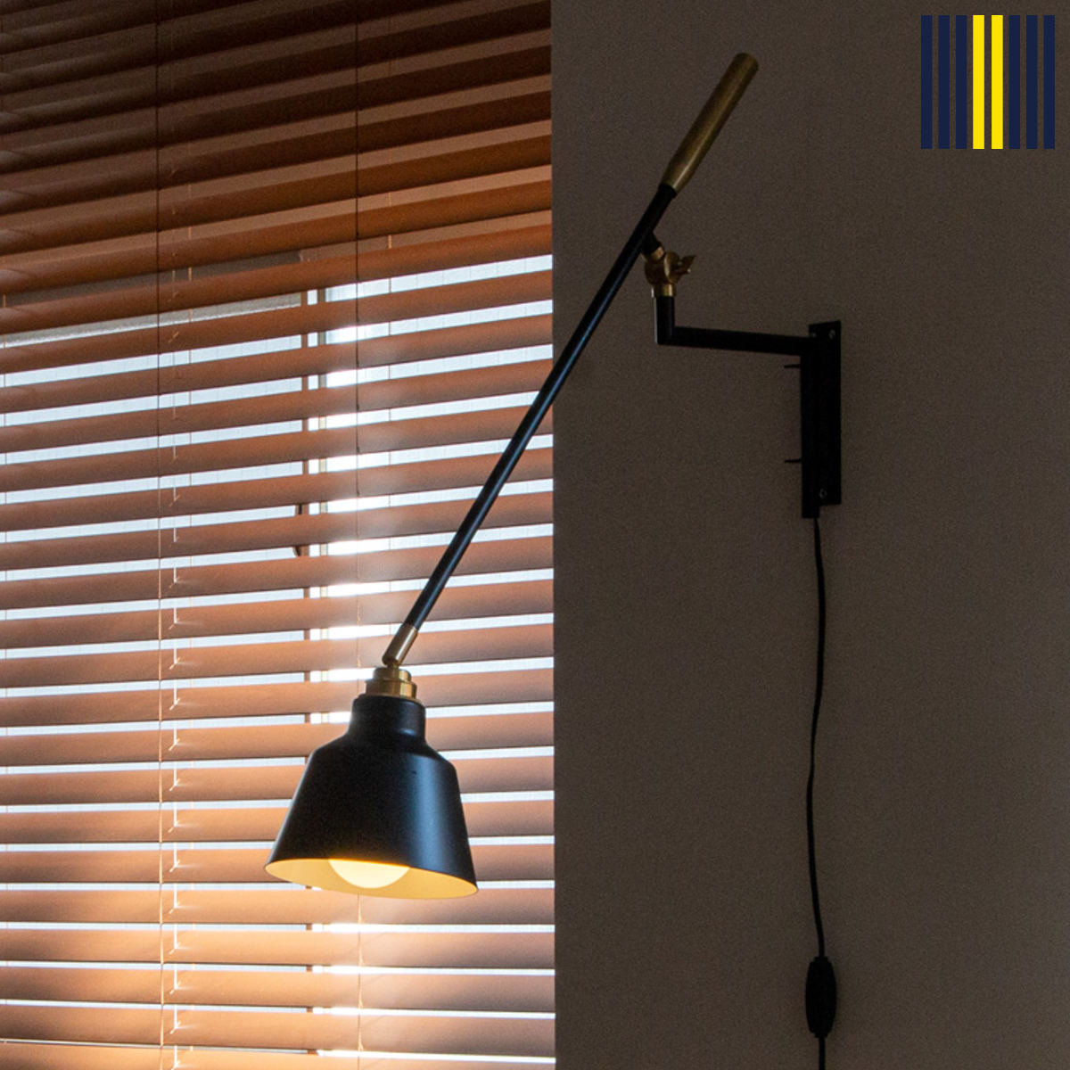 ウォールライト LED対応 デックスコラット 間接照明 gram eight グラムエイト （ ブラケットライト 壁掛け照明 階段照明 玄関ライト シンプル 廊下 キッチン リビング 壁掛け 壁面照明 無骨 スイッチ式 カフェ風 ）