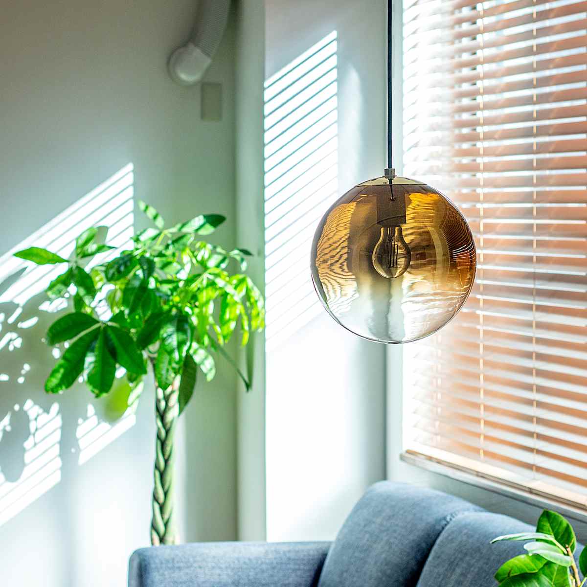 ペンダントライト 1灯 LED対応 KEUDA キューダ ガラス製 gram eight グラムエイト ( 天井照明 照明 照明器具 電気 ハーフミラー加工 球体 コード長さ調節 工事不要 ライト おしゃれ キッチン 廊下 ) 【シルバー】 シルバー