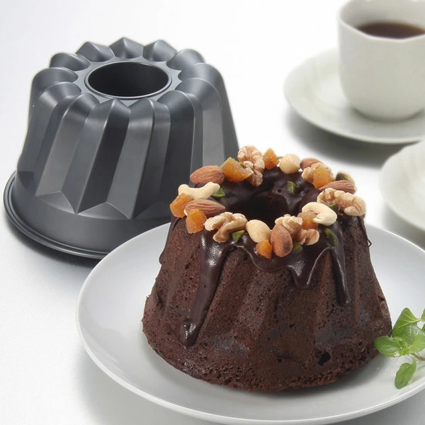 クグロフ型 ケーキ型 プラスチック製 ( クグロフ型 製菓グッズ 焼き型 お菓子作り 製菓道具 )