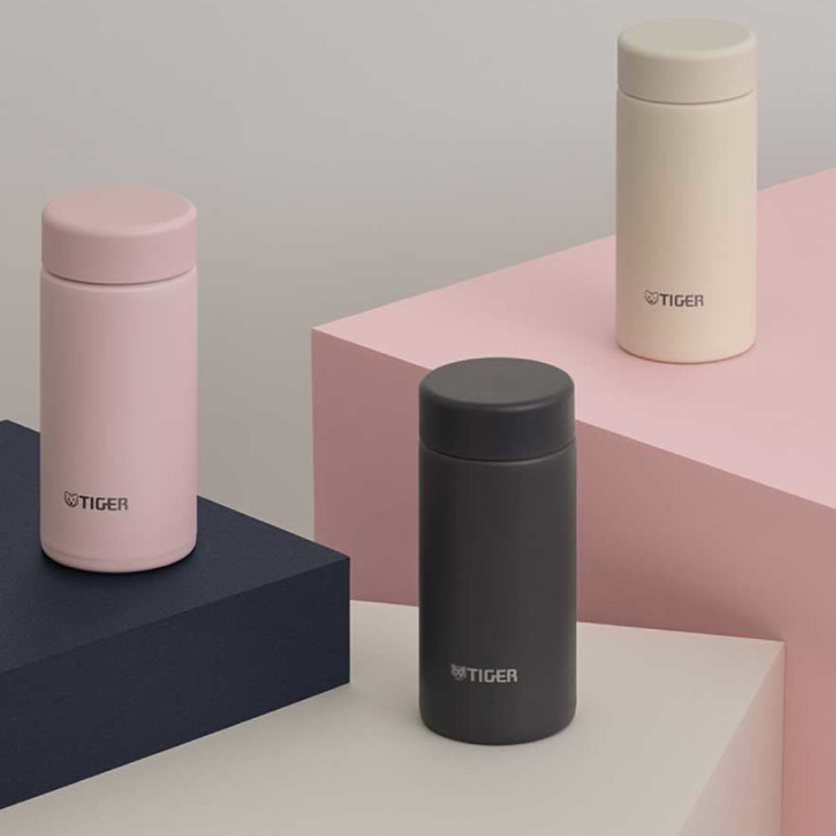 タイガー 水筒 200ml 真空断熱ボトル スリムマグ MMP-W021 ( タイガー魔法瓶 保温 保冷 パッキン一体 食洗機対応 マグボトル 直飲み おしゃれ マグ スリム 軽量 ステンレス 真空二重構造 ボトル スポーツ飲料対応 食洗機OK ) 【アイボリー】 アイボリー