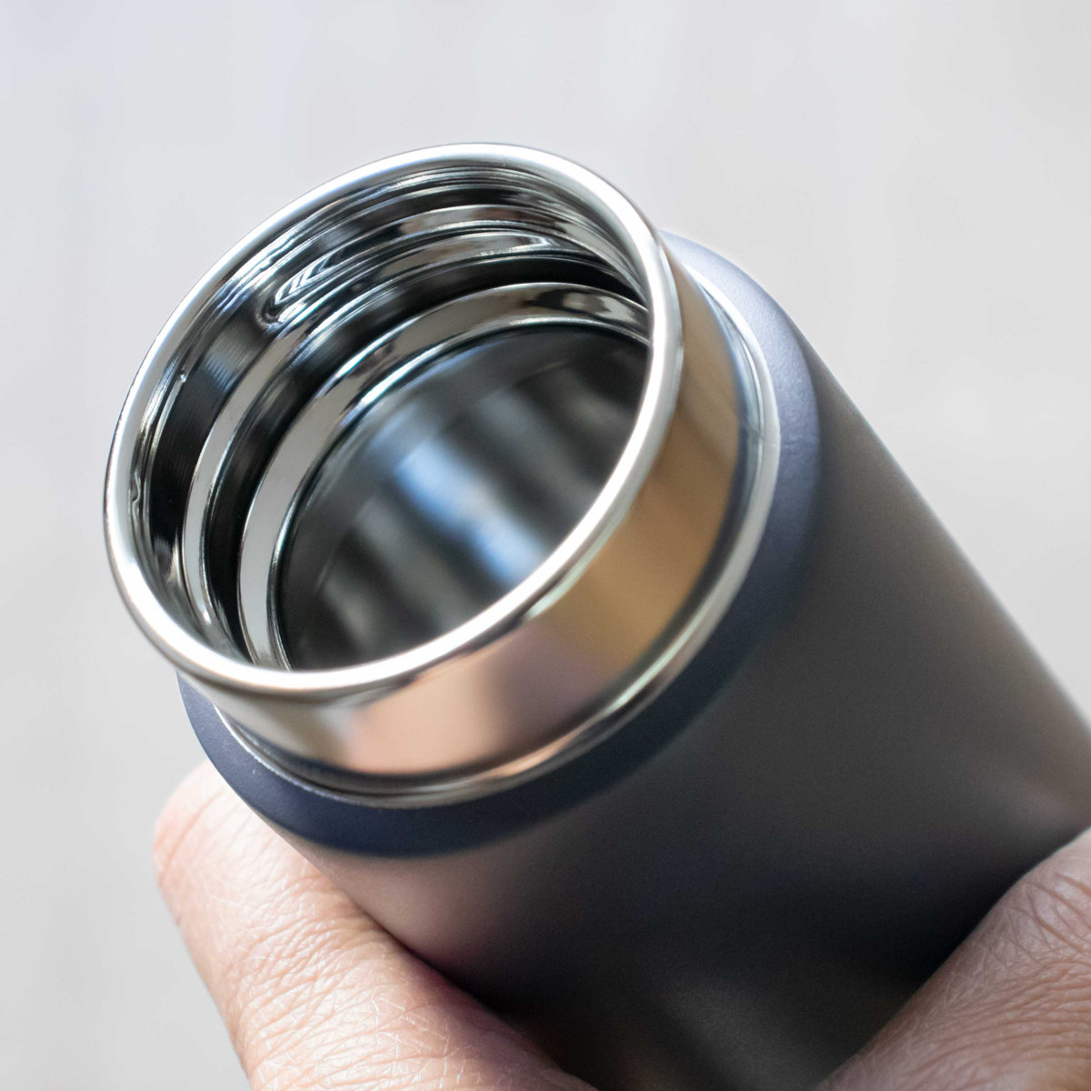 タイガー 水筒 300ml 真空断熱ボトル スリムマグ MMP-W031 ( タイガー魔法瓶 保温 保冷 パッキン一体 食洗機対応 マグボトル 直飲み おしゃれ マグ スリム 軽量 ステンレス 真空二重構造 ボトル スポーツ飲料対応 食洗機OK ) 【アイボリー】 アイボリー