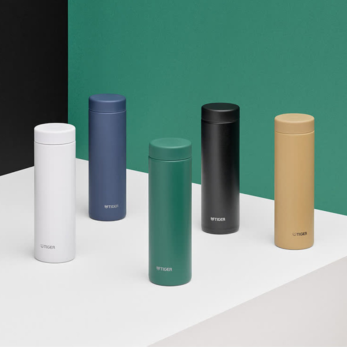 タイガー 水筒 500ml 真空断熱ボトル スクリューマグ MMZ-W501 ( タイガー魔法瓶 保温 保冷 パッキン一体 食洗機対応 マグボトル 直飲み おしゃれ マグ スリム 軽量 ステンレス 真空二重構造 ボトル スポーツ飲料対応 食洗機OK ) 【アイビーグリーン】 アイビーグリーン