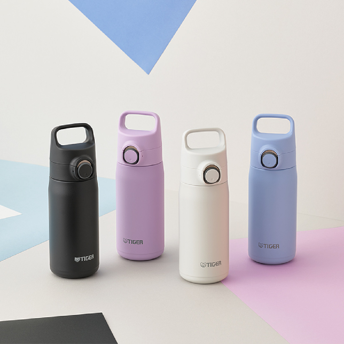 タイガー 水筒 500ml 真空断熱ボトル ワンプッシュマグ ハンドル付 MTA-J050 ( タイガー魔法瓶 マグ 直飲み 保温 保冷 パッキン一体 スポーツ飲料対応 直のみ ワンプッシュ マイボトル マグボトル ステンレスボトル ハンドル 軽量 ) 【スモークホワイト】 スモークホワイト