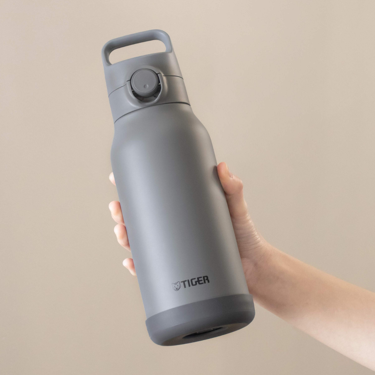 タイガー 水筒 1L 真空断熱ボトル スポーツボトル 保冷専用 MTA-H100 ( タイガー魔法瓶 マグ 直飲み 保冷 パッキン一体 スポーツ飲料対応 直のみ ワンプッシュ マイボトル マグボトル ステンレスボトル ハンドル 軽量 ) 【ロータスピンク】 ロータスピンク