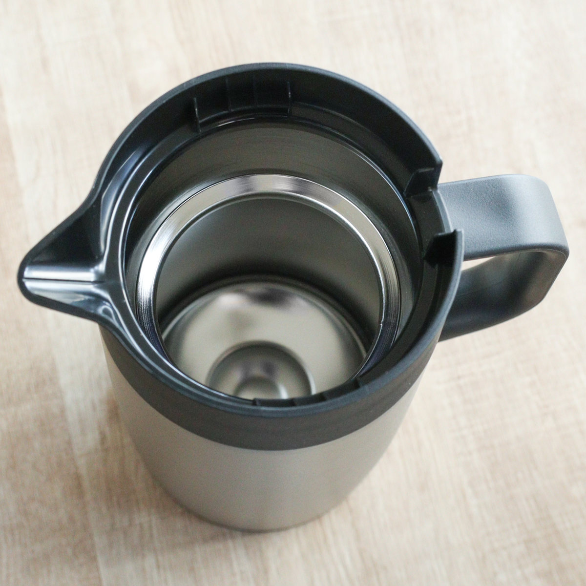 タイガー ポット プッシュレバー ( 1.6L ステンレスポット 魔法瓶 真空断熱 保温 保冷 卓上ポット 持ち運び ハンドル付き おしゃれ スタイリッシュ 北欧 モダン ) 【イーグレットホワイト】 イーグレットホワイト