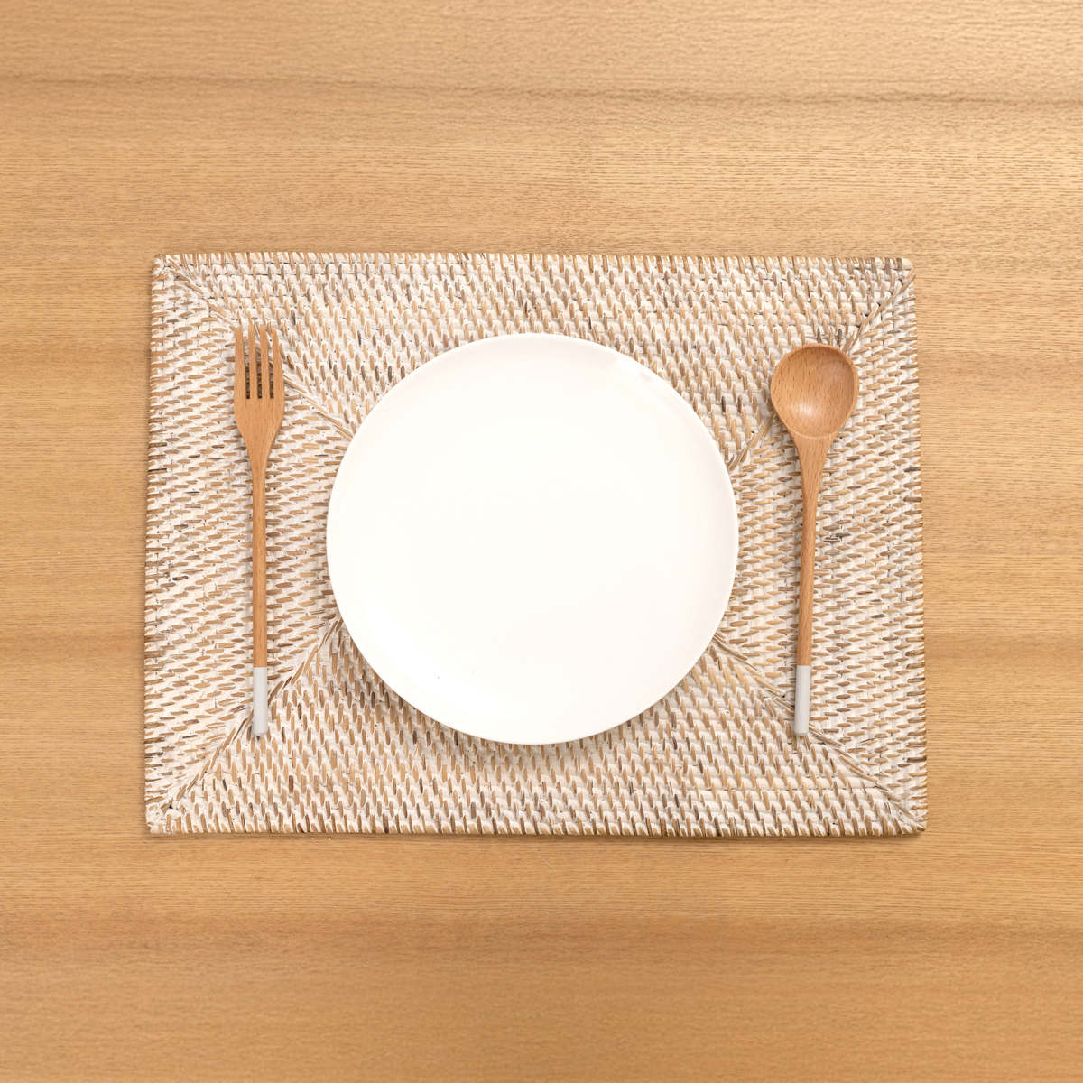 ランチョンマット 4枚セット ラタン プレイスマット レクタングル 長方形 ( ティセコ おしゃれ 大きめ ランチマット プレースマット 藤 手編み 天然素材 ナチュラル インテリア 40×30cm テーブルウェア ) 【WHITE】 WHITE