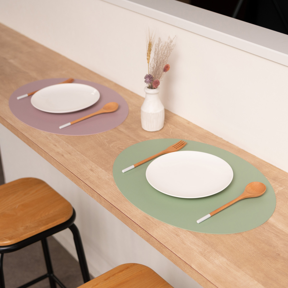 ランチョンマット ziczac トゥーゴー プレイスマット オーバル ( ジックザック フェイクレザー おしゃれ 楕円形 ランチマット プレースマット PVCレザー 47×33cm 丸型 ) 【GREEN】 GREEN