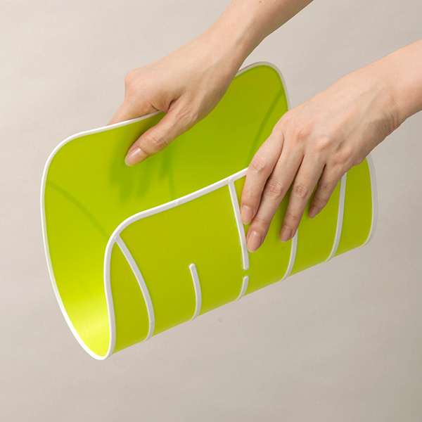 まな板 すべり止め付き シートタイプ L すべりにくいシートまな板 ホワイト ( まないた マナイタ 俎板 シートまな板 おすすめ 薄い 薄型 軽量 滑り止め 曲がる カッティングボード キッチンツール 下ごしらえ 柔らかい ) 【グリーン】 グリーン