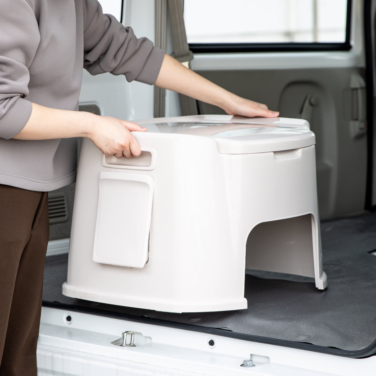 ポータブルトイレ デラックス型 バケツ付き 介護 ( 介護用トイレ 福祉 排泄関連用品 背もたれ 介護用 防災 非常用 簡易 トンボ TONBO バリアフリー )