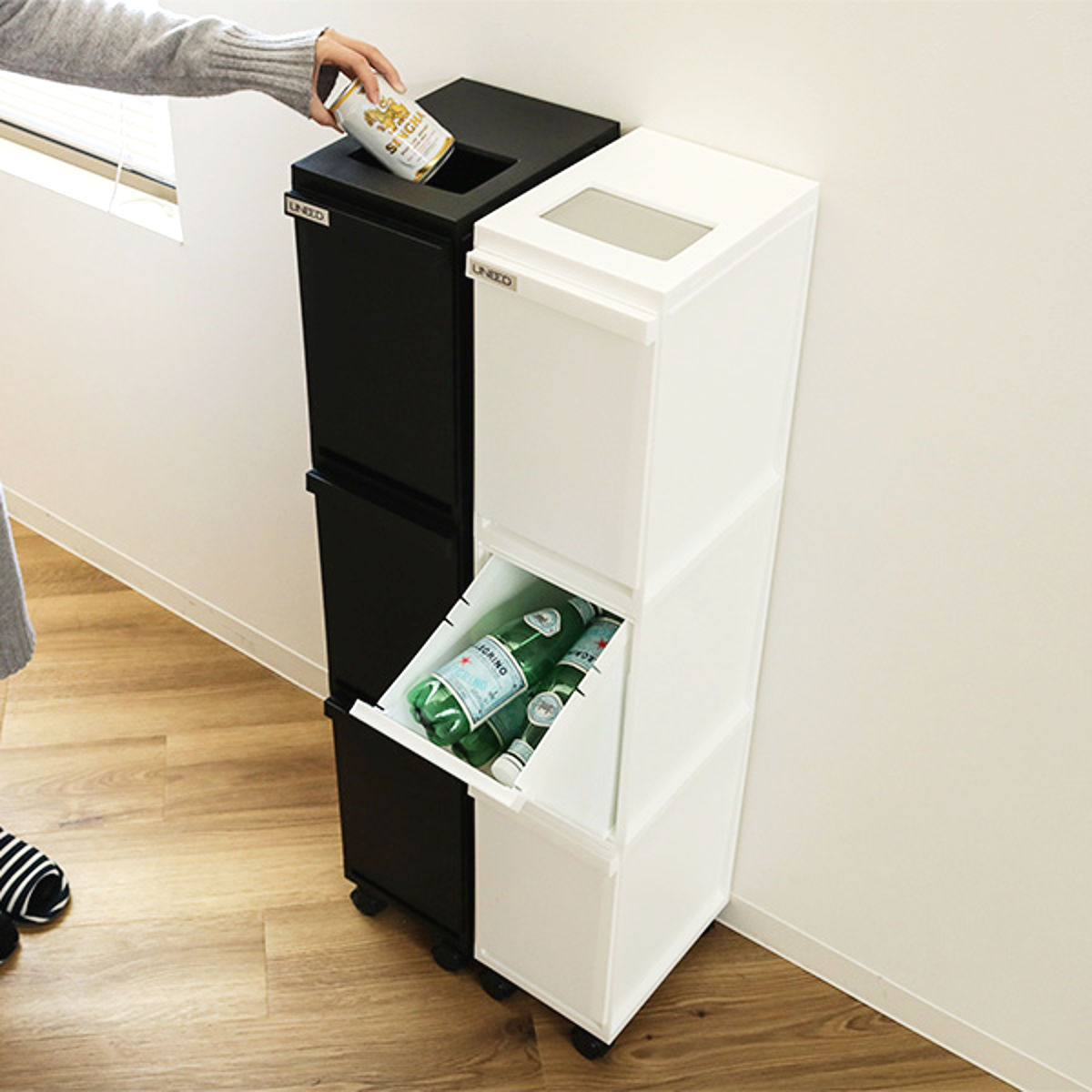 ゴミ箱 分別 30L 3段 ユニード スリムペール ( ごみ箱 ダストボックス 30リットル キッチン ふた付き 3分別 省スペース 大容量 スリム キャスター付き 分別ゴミ箱 縦型 コンパクト プッシュ式 多段 隙間 収納ワゴン キッチン収納 ) 【ブラック】 ブラック