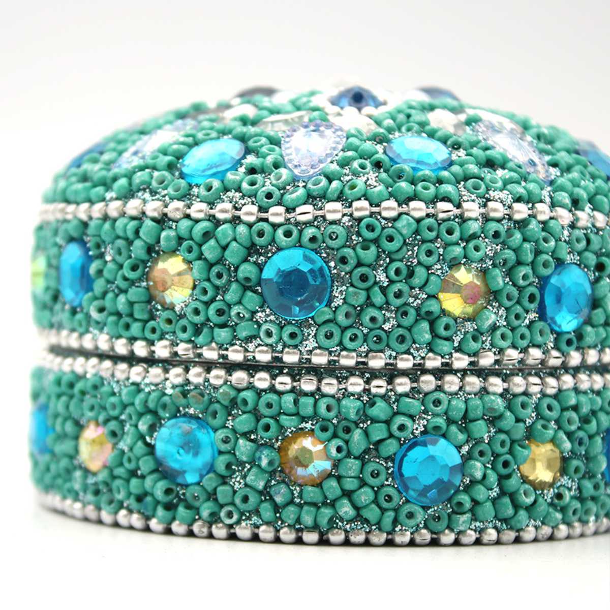 小物入れ ビーズラウンドボックス ふた付き 幅7.5×奥行7.5×高さ4.5cm ( 収納 収納ボックス ジュエリー アクセサリー ケース コンパクト アジアン雑貨 収納ケース アクセサリー収納 ディスプレイケース ビーズ 宝石箱 キラキラ ) 【ブルー】 ブルー