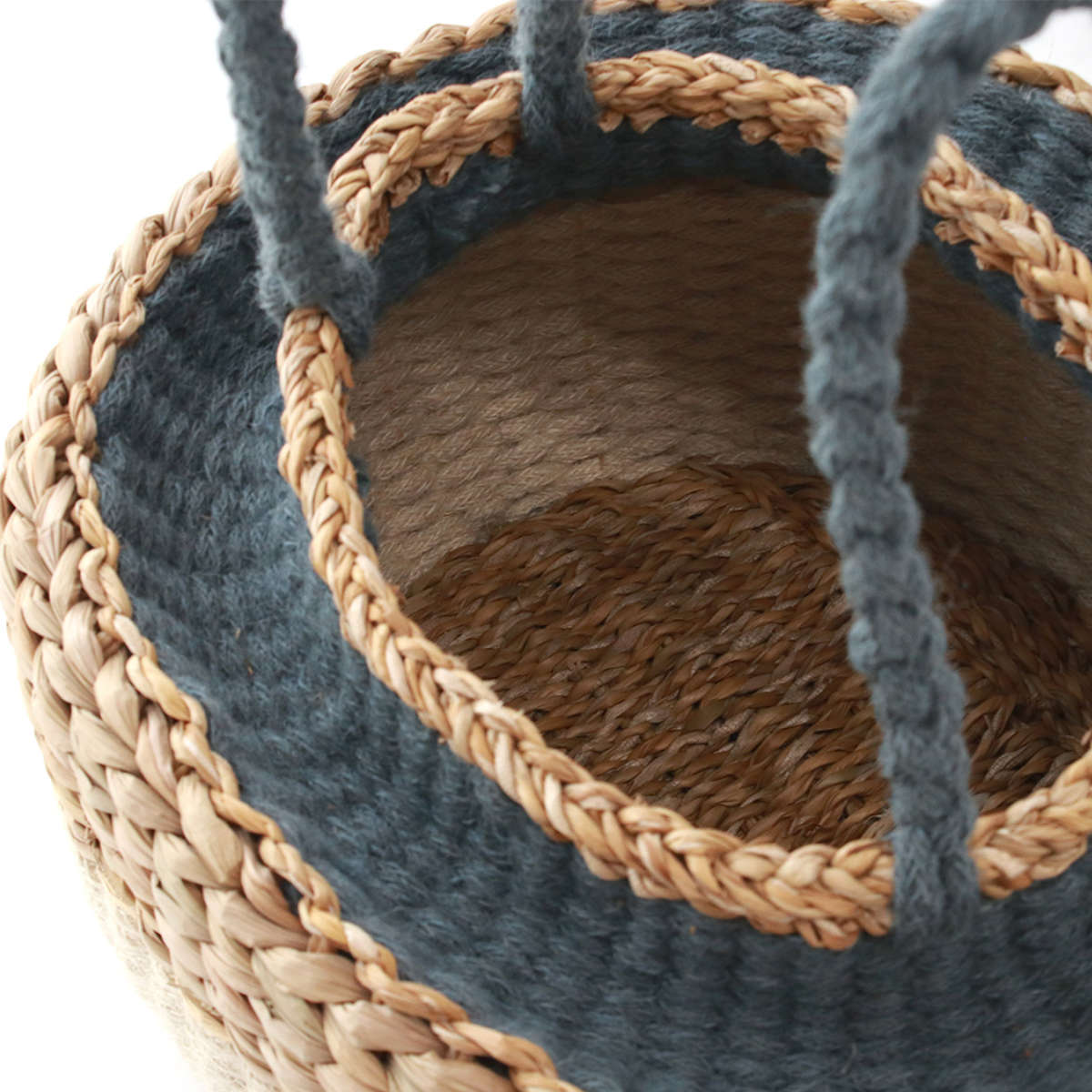 かご バスケット ジュート&シーグラス 持ち手付き ( カゴ 収納 小物収納 ジュート シーグラス ハンドメイド 籠 小物ケース 収納バスケット 麻 水草 ナチュラル 手編み 手作り )
