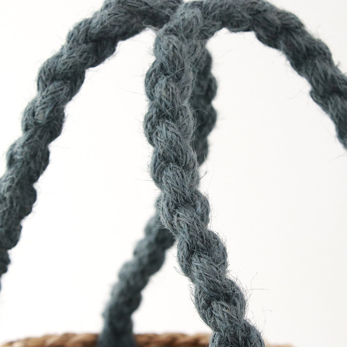 かご バスケット ジュート&シーグラス 持ち手付き ( カゴ 収納 小物収納 ジュート シーグラス ハンドメイド 籠 小物ケース 収納バスケット 麻 水草 ナチュラル 手編み 手作り )