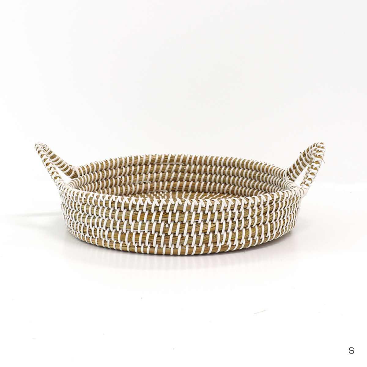 かご ラウンドバスケット S M L 3個組 持ち手 ( バスケット カゴ 収納 小物収納 シーグラス ハンドメイド 籠 小物ケース 収納バスケット トレー トレイ 水草 ナチュラル 手編み 手作り )
