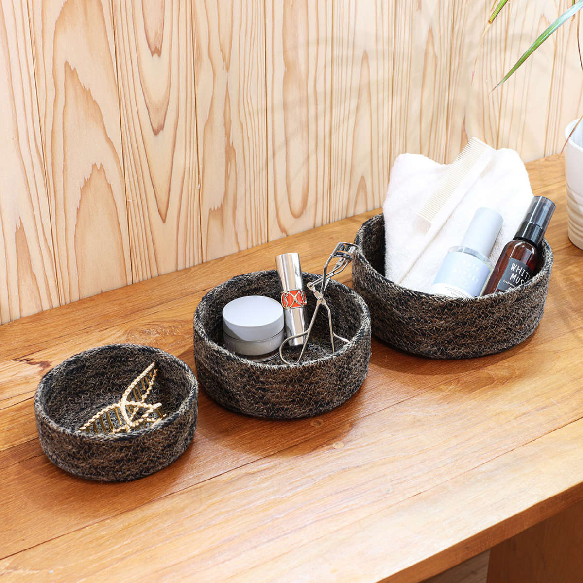 かご ジュートシリンダーバスケット 3個組 小物入れ S M L ( バスケット カゴ 収納 小物収納 ジュート トレー トレイ ハンドメイド 籠 小物ケース 収納バスケット 麻 ナチュラル 手編み 手作り ) 【ダークグリーン】 ダークグリーン