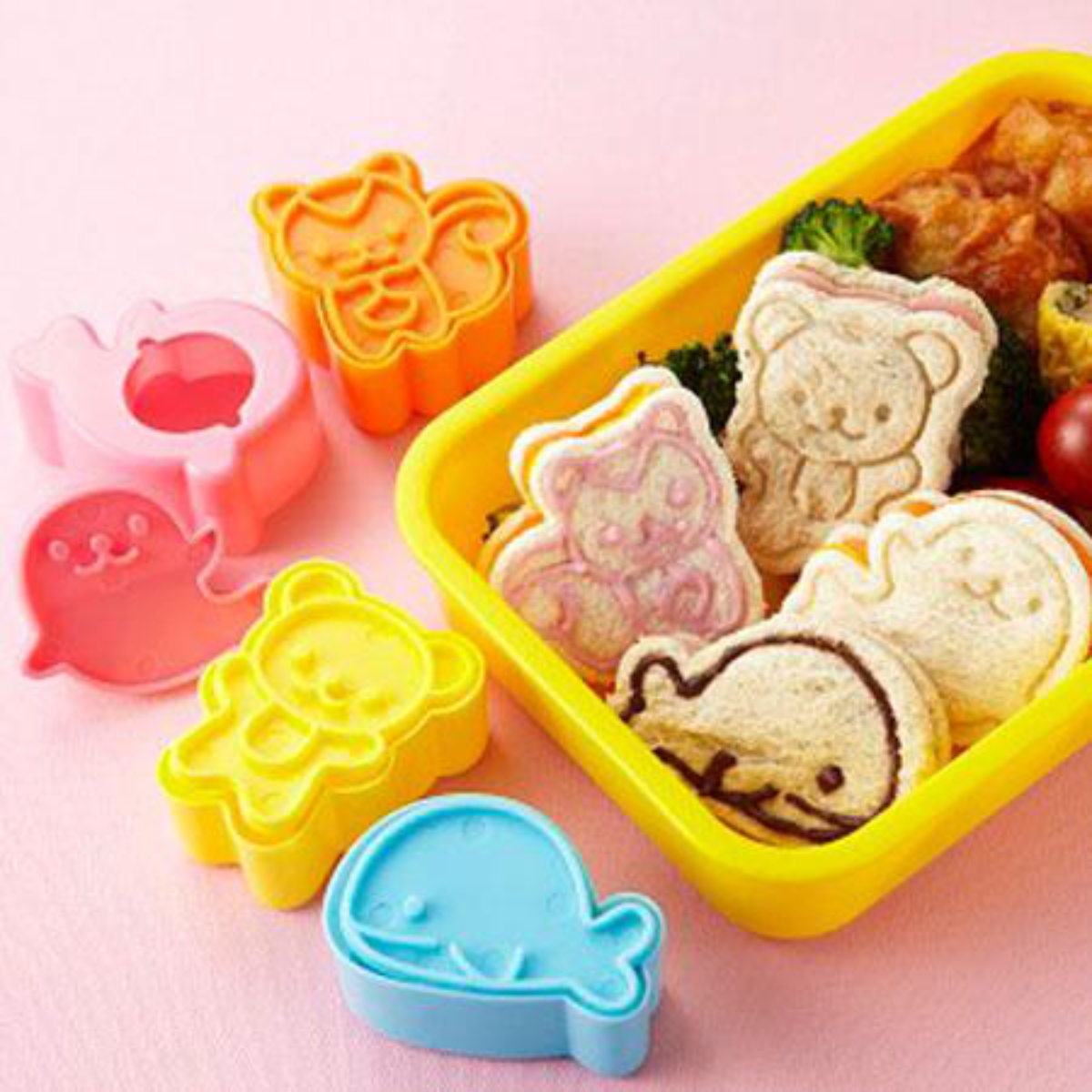 抜き型 食パン抜き型 海と森の仲間たち （ どうぶつ キャラ弁 食パン お弁当抜き型 押し型 デコ弁 クッキー クッキー抜型 クッキー抜き型 抜型 お弁当グッズ 子供 プラスチック製 可愛い お菓子作り 製菓グッズ 野菜抜き型 ）