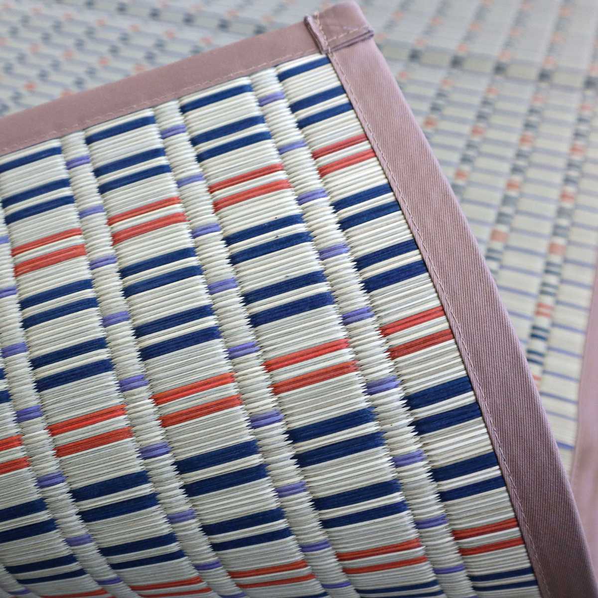 い草ラグ 江戸間 8畳 せせらぎ 348×348cm 掛川織 花ござ ( い草マット い草カーペット カーペット ラグ ござ 天然素材 い草 抗菌力 防カビ性 消臭性 除湿 保湿 静音 静音性 防カビ 抗菌 空気清浄 リラックス マット ) 【グレー】 グレー